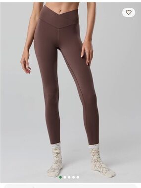 Offline by Aerie Real Me Hi Waisted Crossover Leggings